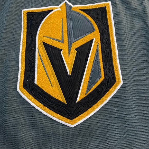 Adidas NHL Vegas Golden Knights #61 Mark Stone alternate/3rd jersey - Size M - Picture 3 of 7